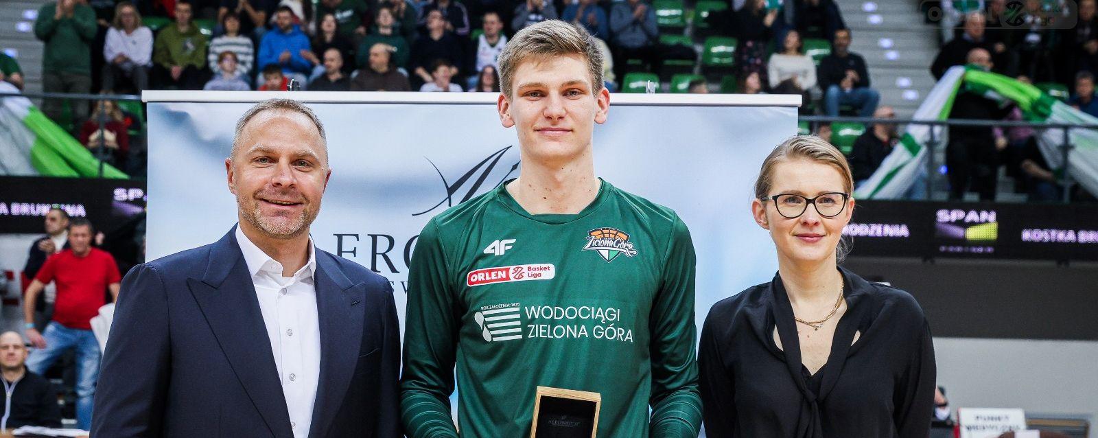Jakub Szumert MVP grudnia