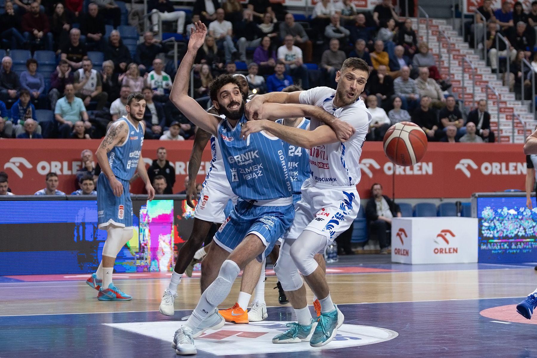 Działo się we Włocławku, Anwil pokonuje Górnika Zamek Książ