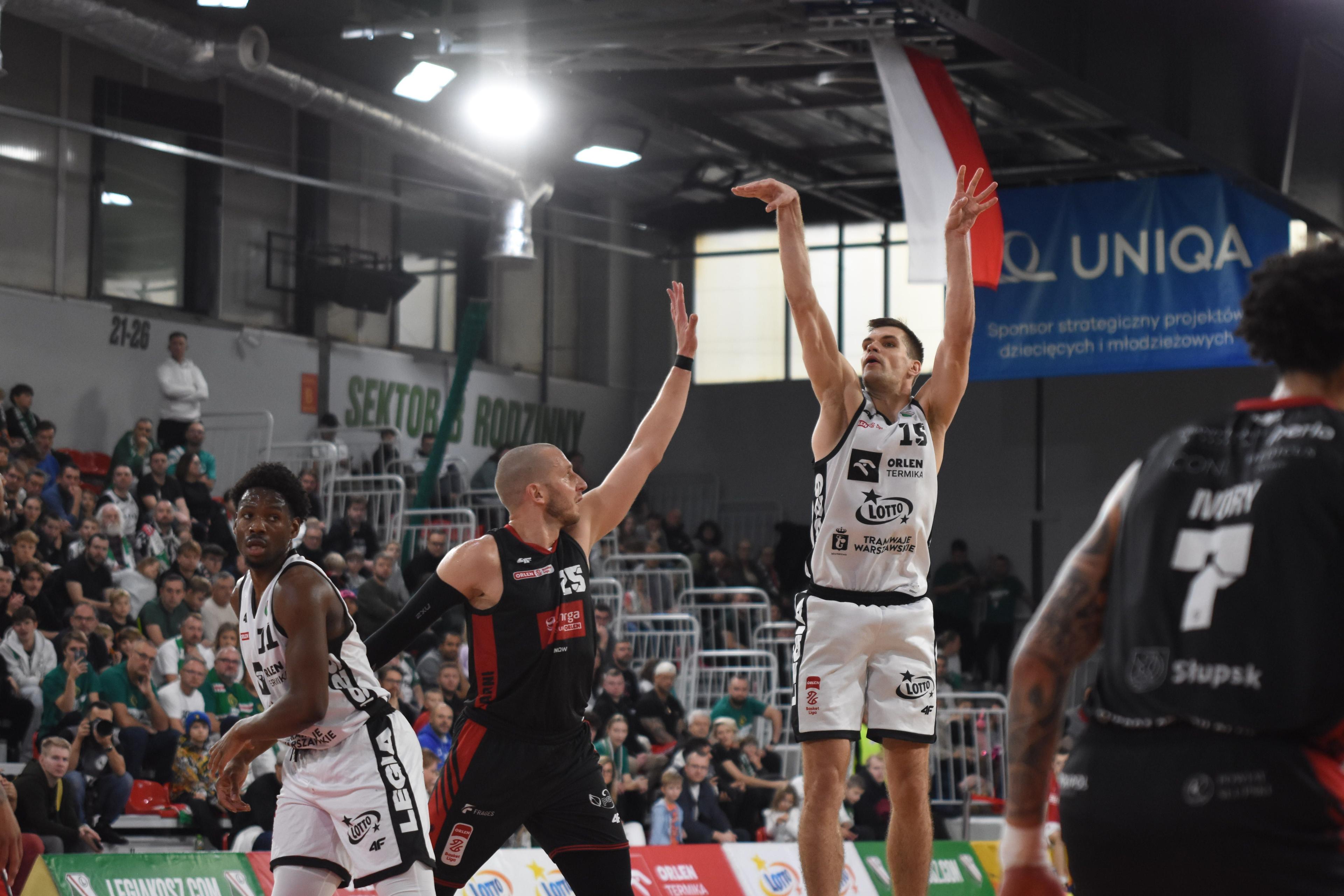 Mocna Legia! Pewna wygrana ze słupszczanami