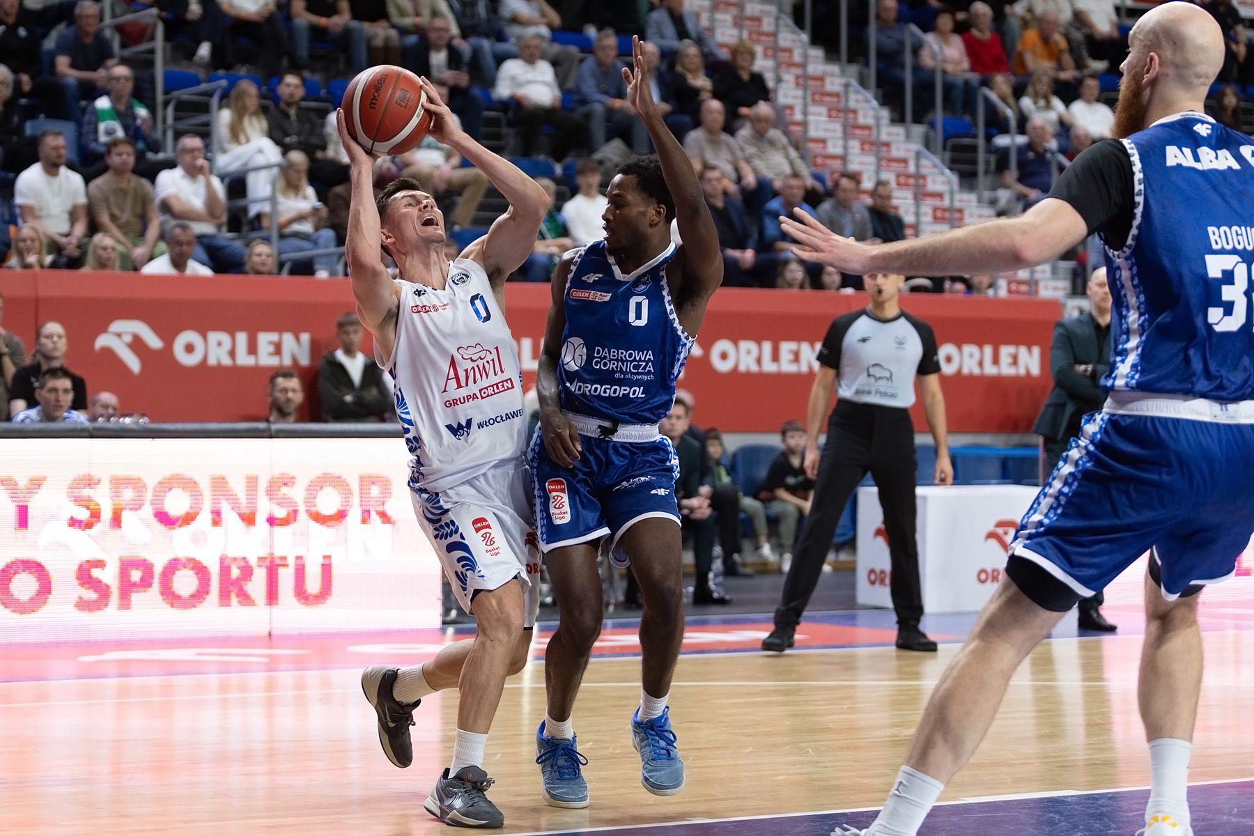 Anwil lepszy od MKS