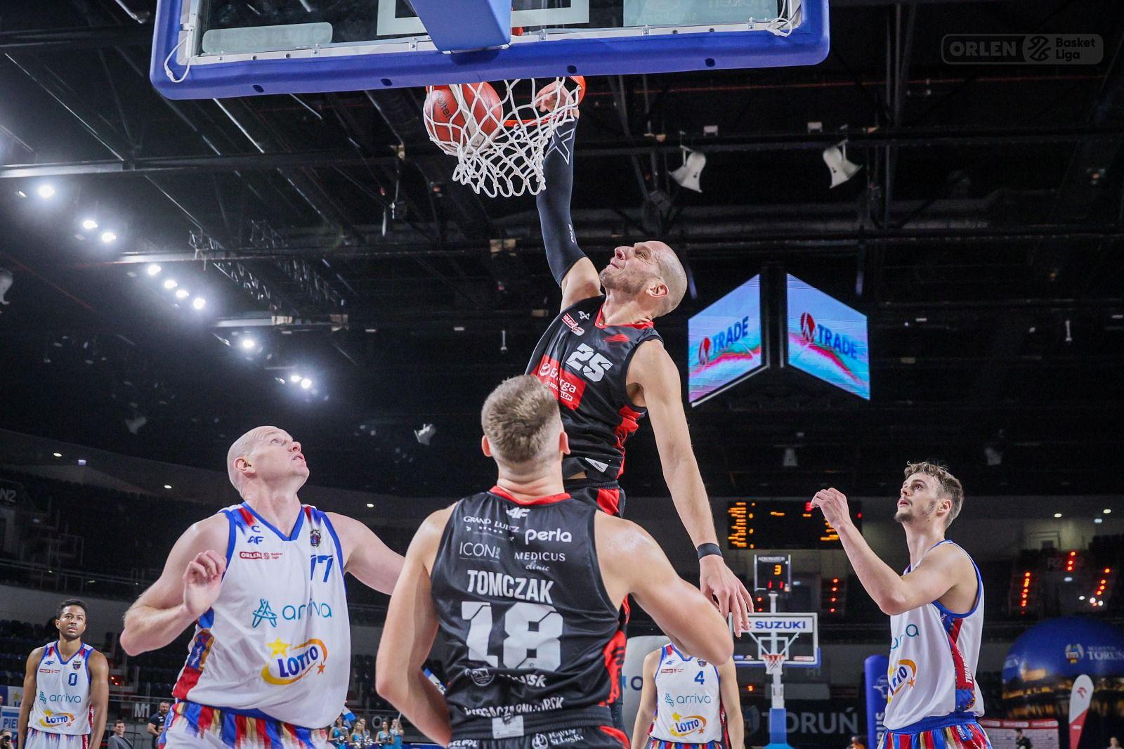 Ofensywny mecz w Toruniu dla Energa Czarnych