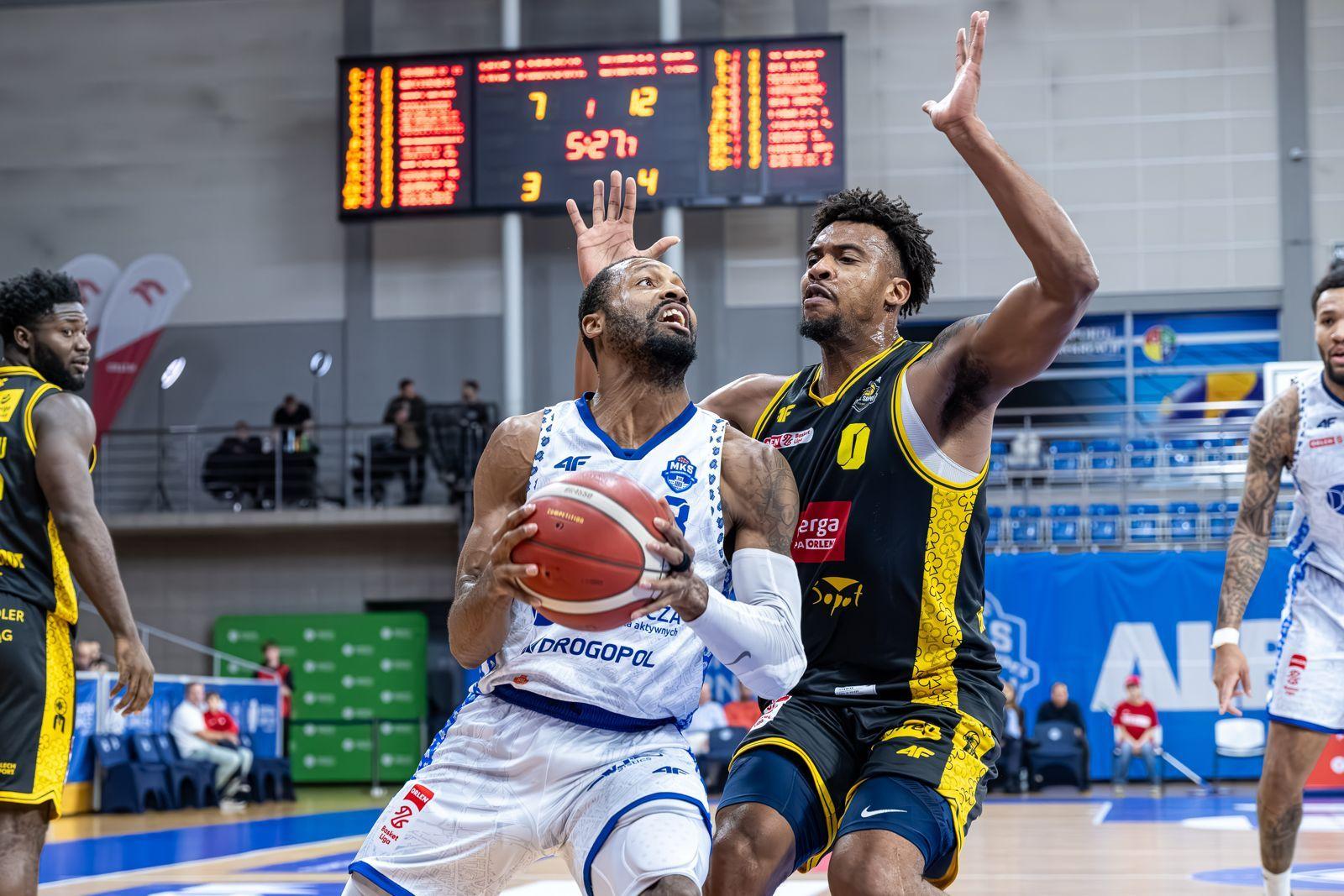 MKS pokonuje Energa Trefla!