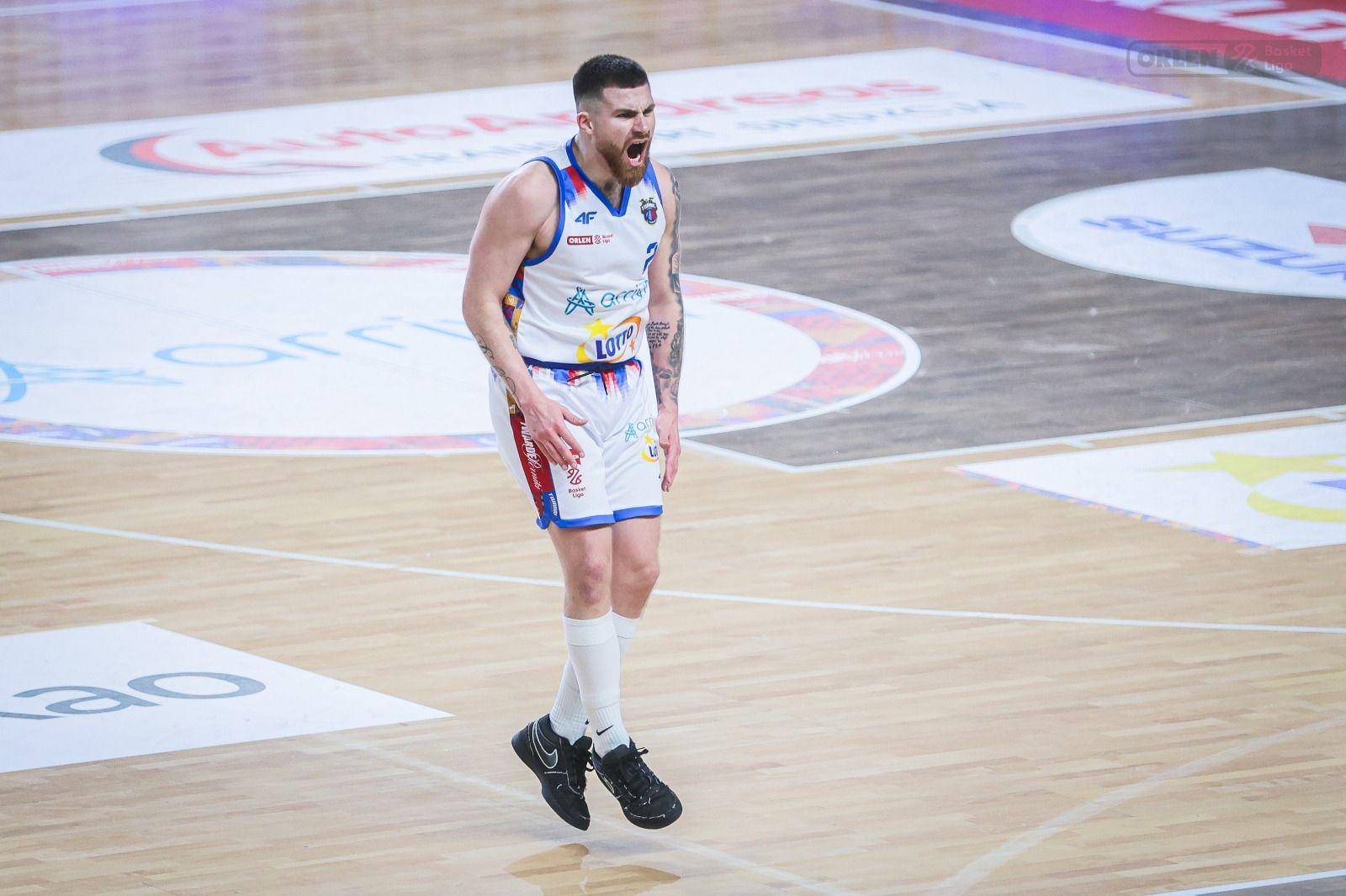 Wideo: Świetny powrót Personsa