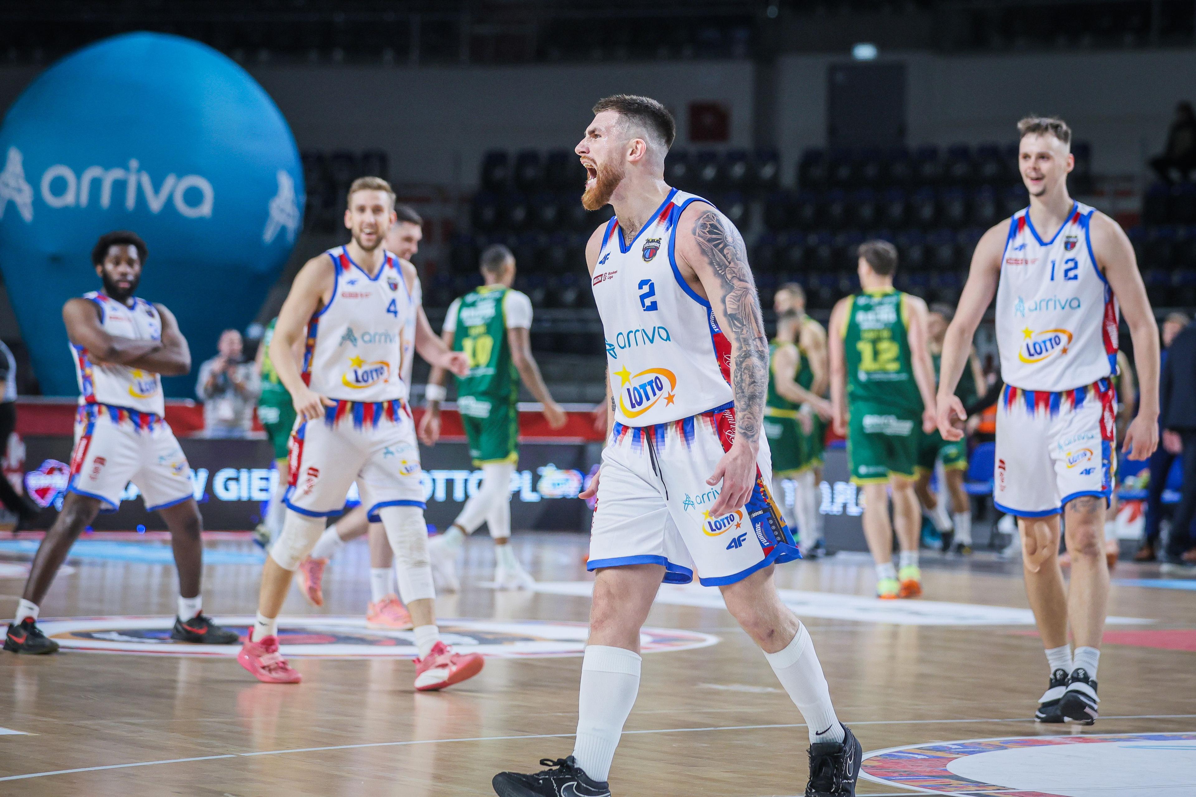 Najlepsza piątka 9. kolejki OBL