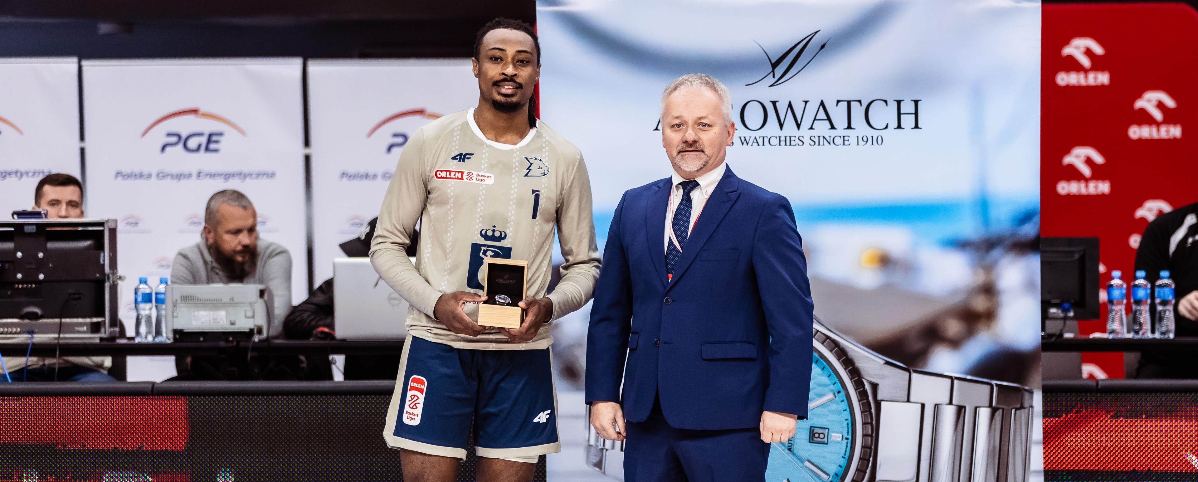 Landrius Horton MVP listopada