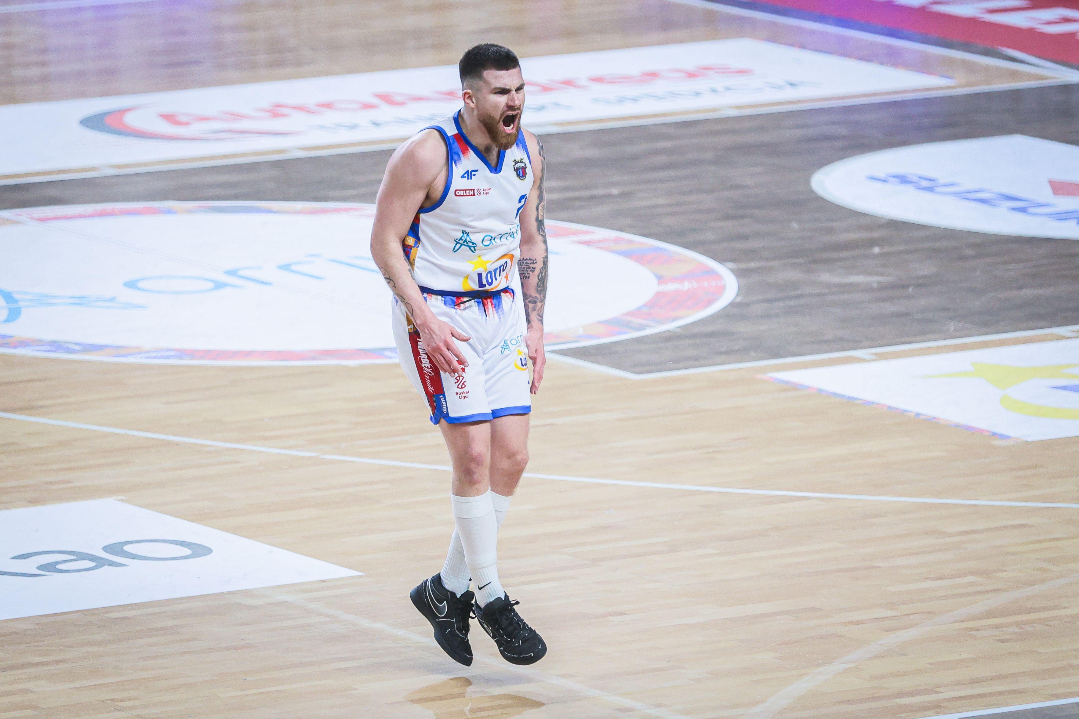 Tayler Persons: Miałem oferty z innych klubów