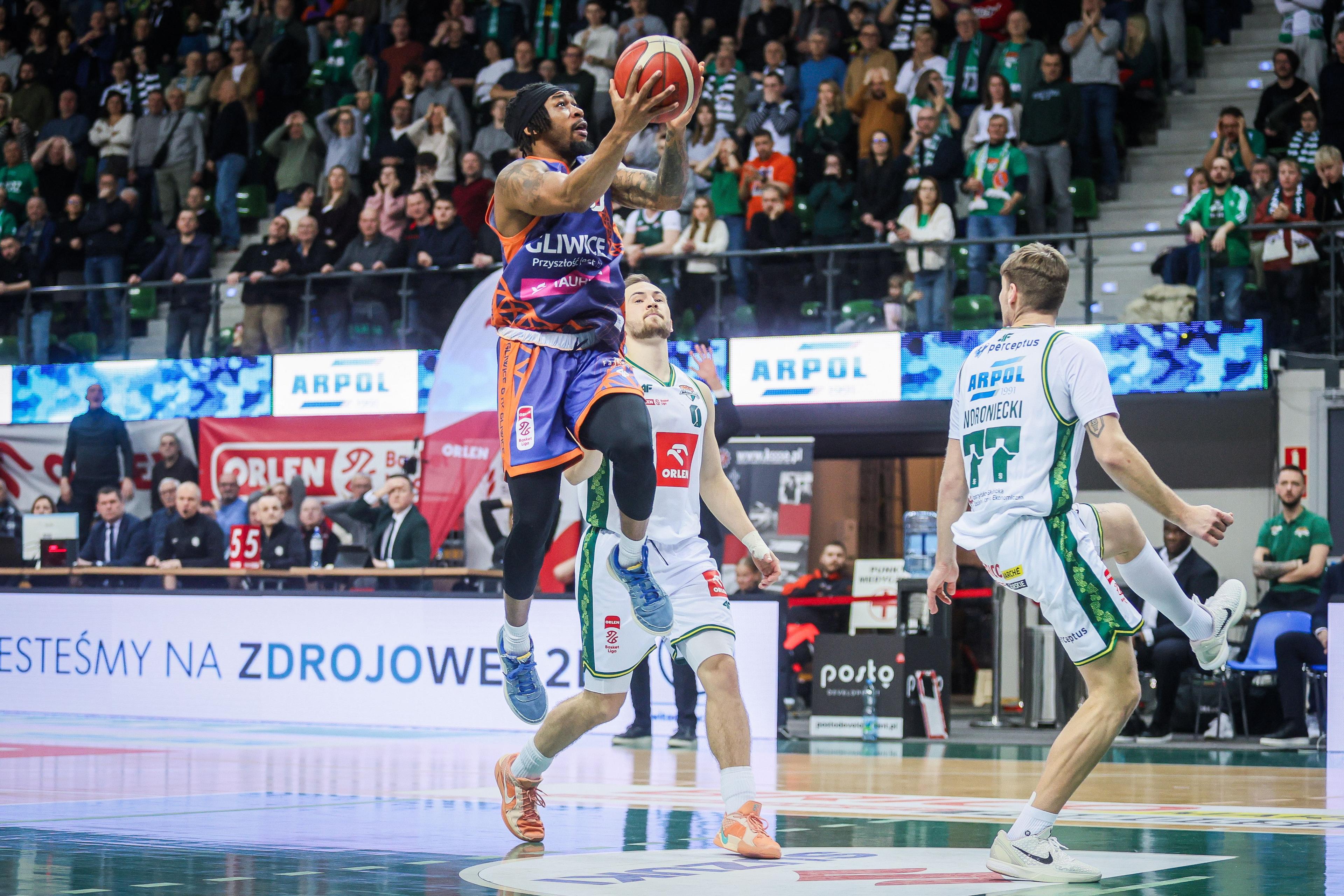 KJ Jackson pod wrażeniem Polski: Nowoczesny kraj