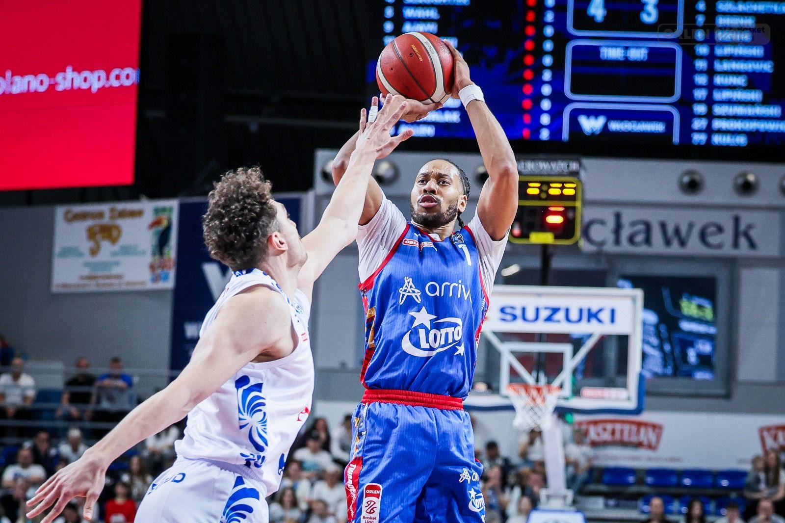 Derby dla Arriva Lotto Twardych Pierników! Co za mecz Cousinsa!