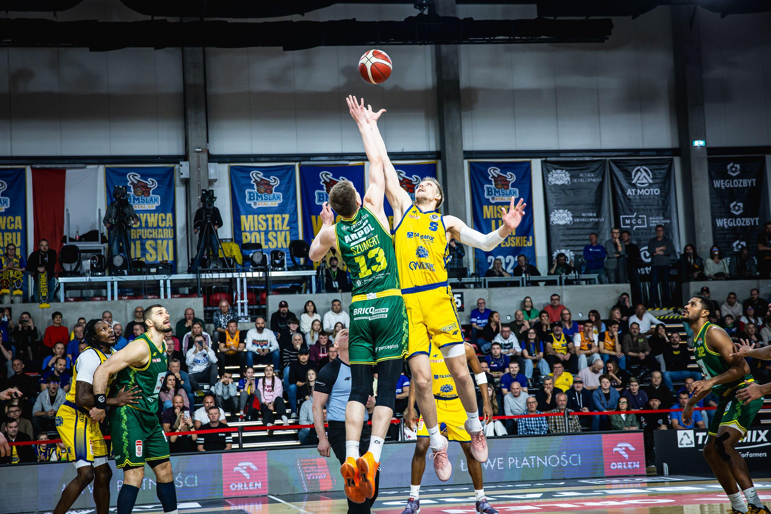Orlen Zastal wygrywa w Ostrowie!